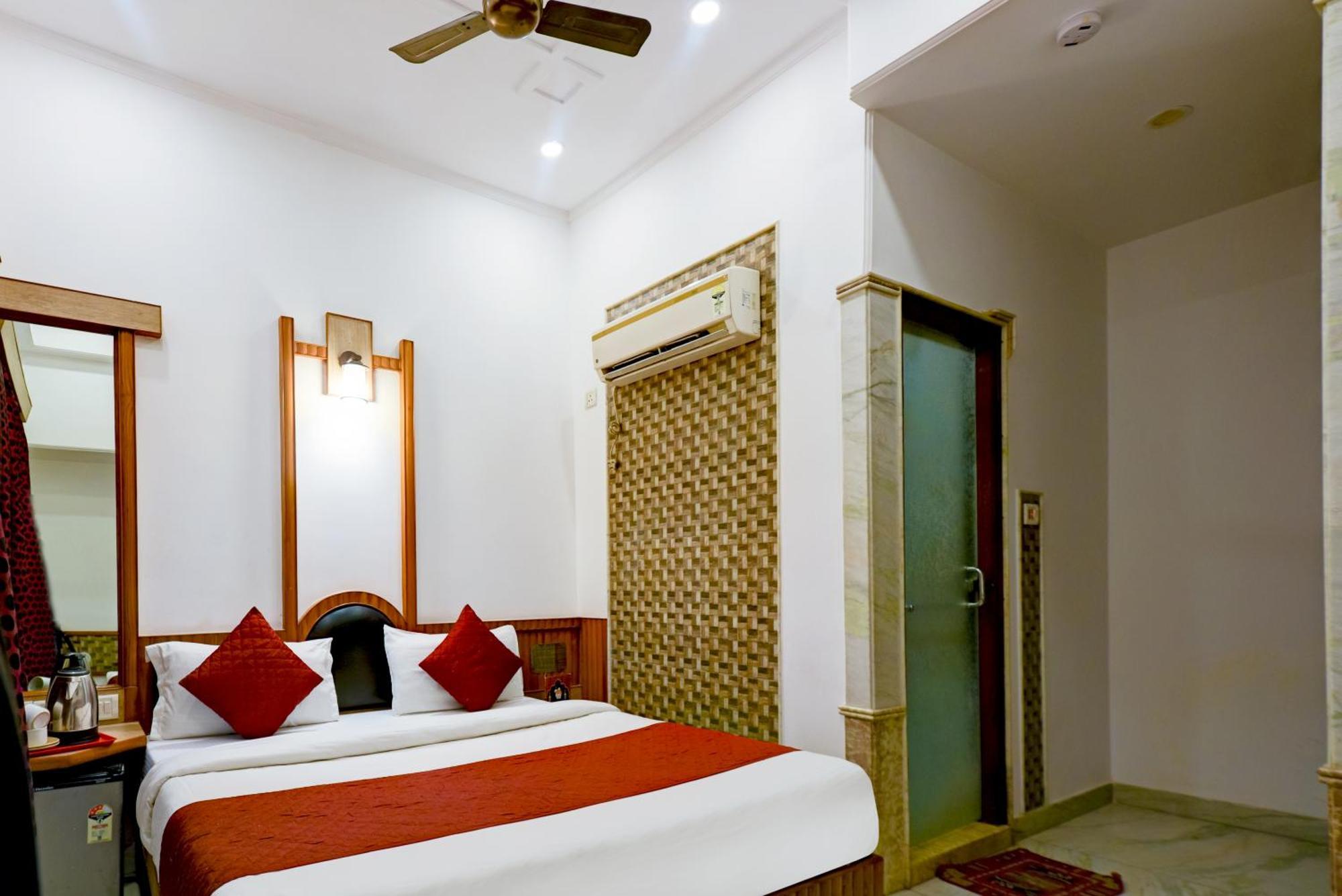होटल The Natraj Yes Please -new Delhi New Delhi