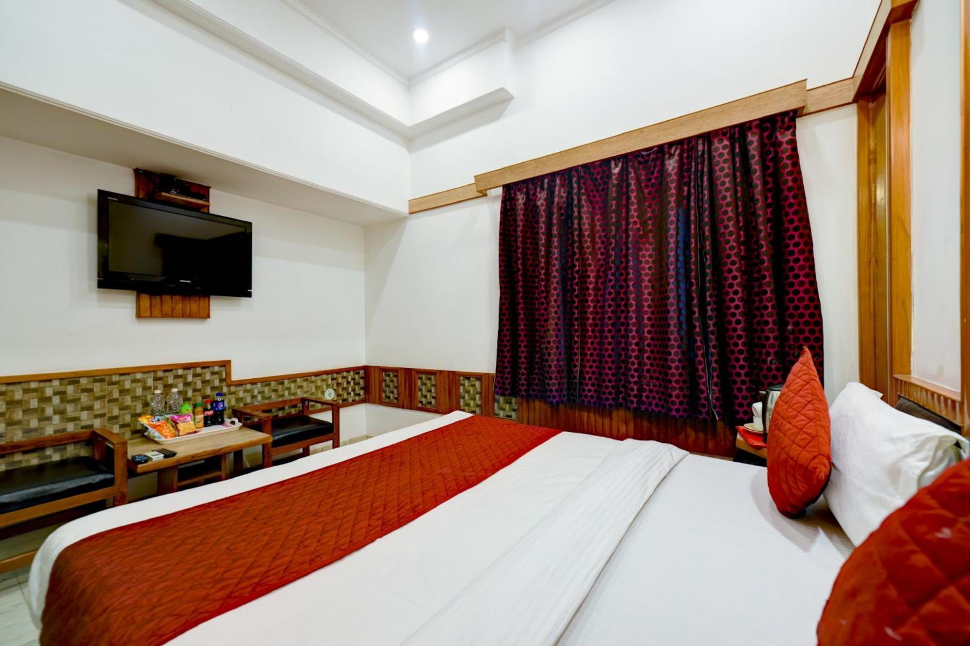 The Natraj Yes Please -new Delhi होटल