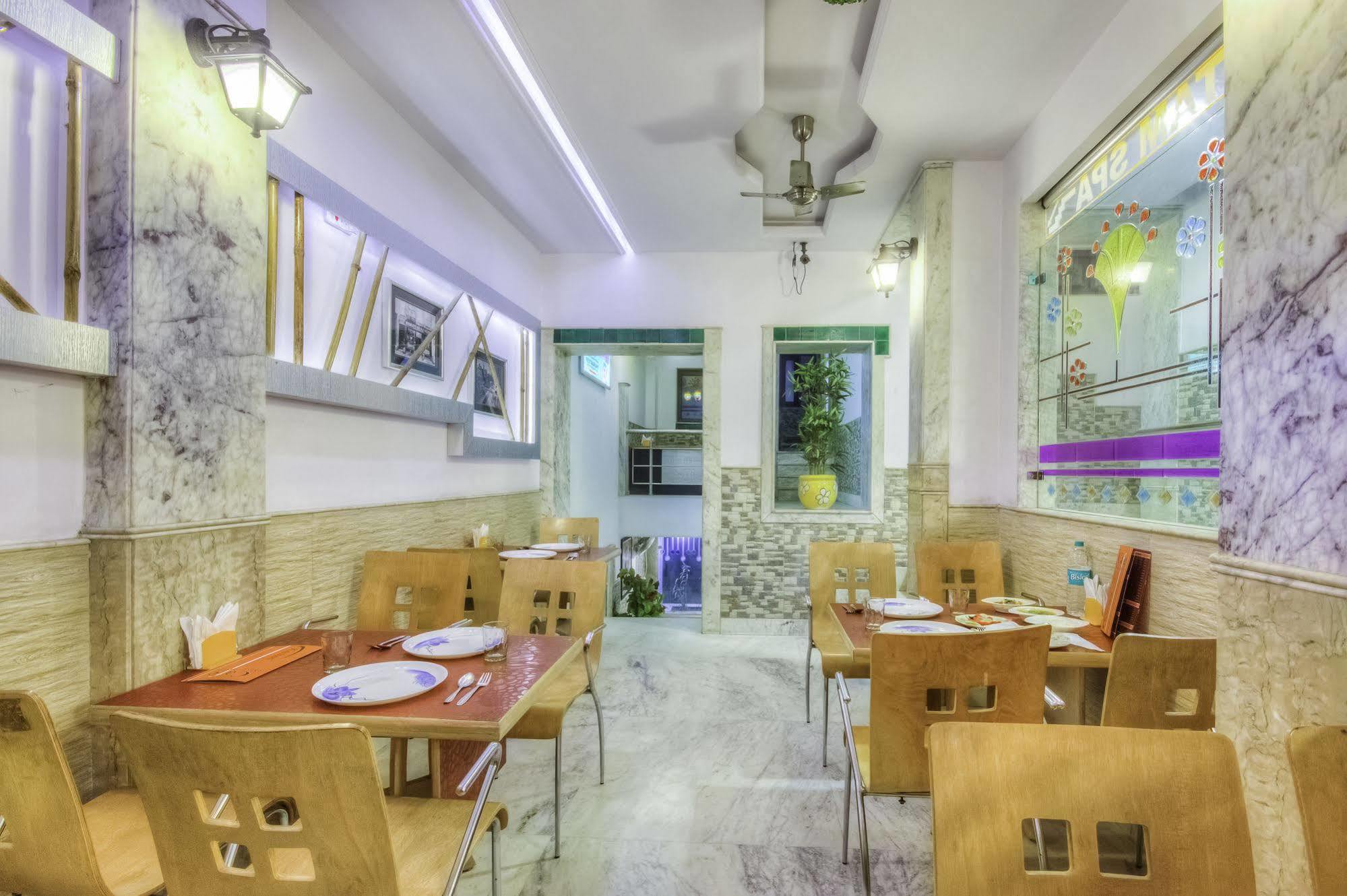 The Natraj Yes Please -new Delhi होटल